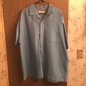 Men’s casual dress shirt